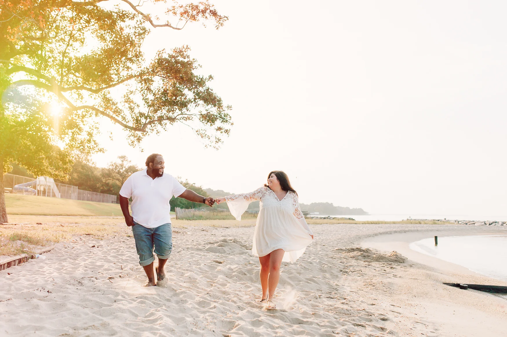 engagement_fredericksburg_virginiaweddingphotographer_beachphotos_youseephotography_DanielleQuintas (30).jpg