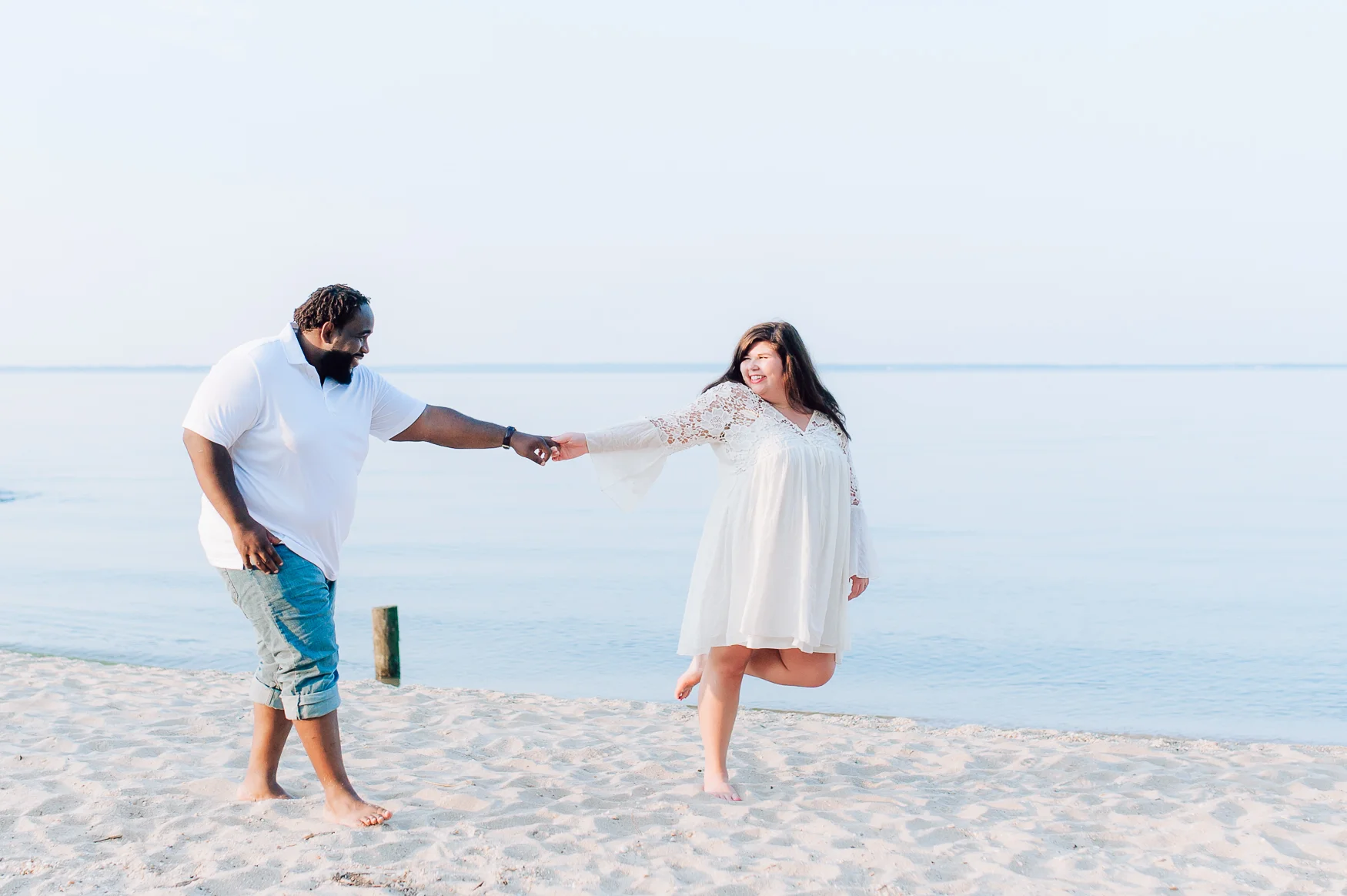 engagement_fredericksburg_virginiaweddingphotographer_beachphotos_youseephotography_DanielleQuintas (43).jpg