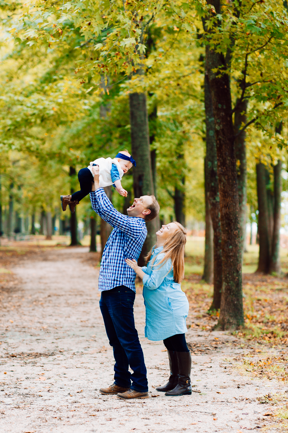 maternity_fallphotos_fredericksburgphotographer_leesylvania_youseephotography_Heather (3).jpg