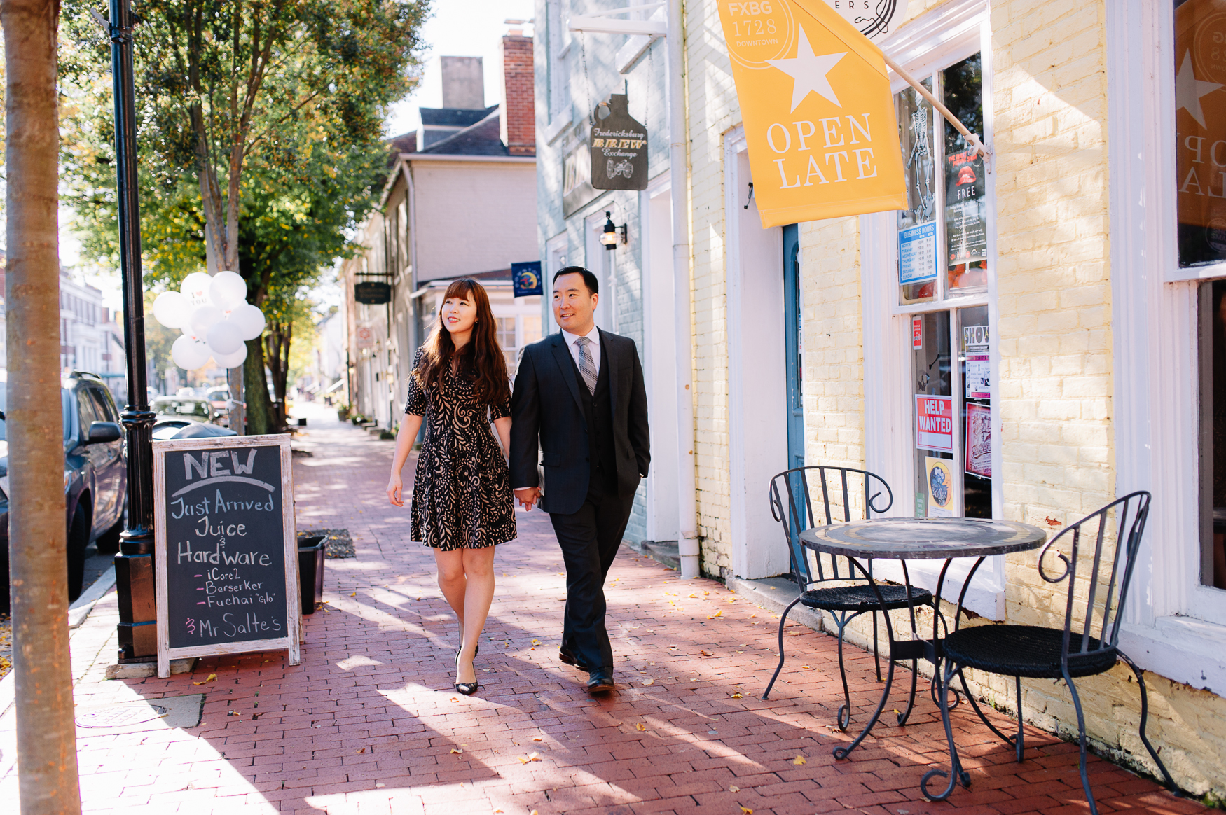 engagement_downtownfredericksburg_Fall_virginiaweddingphotographer_youseephotography_KatieKevin (11).jpg