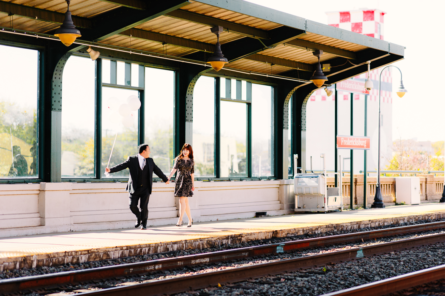 engagement_downtownfredericksburg_Fall_virginiaweddingphotographer_youseephotography_KatieKevin (29).jpg