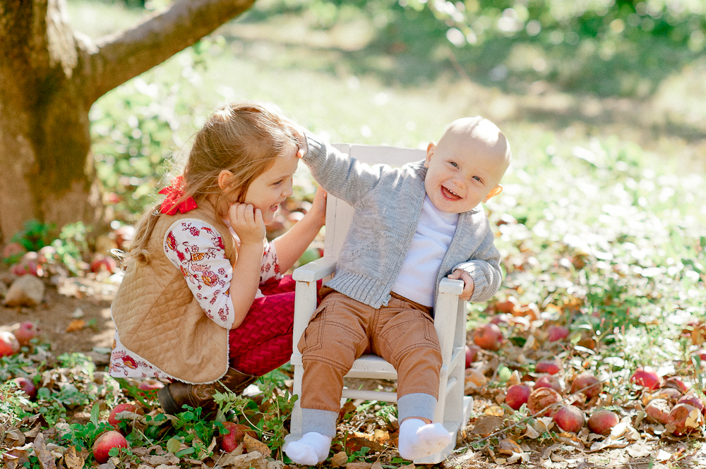 FamilyPhotos_FredericksburgPhotographer_youseephotography_JoyFamily (15).jpg