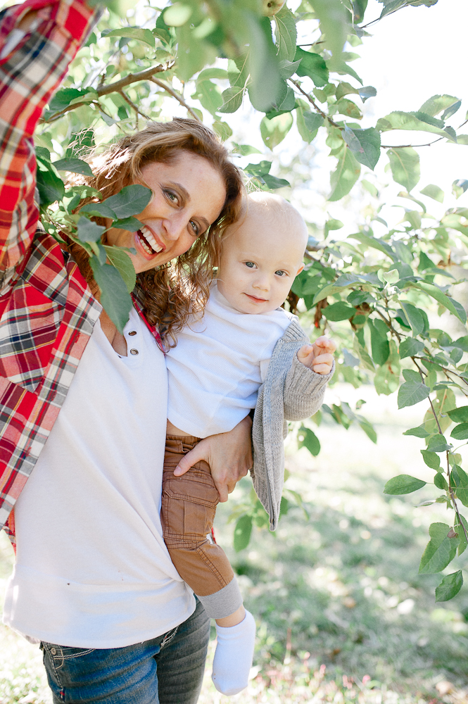 FamilyPhotos_FredericksburgPhotographer_youseephotography_JoyFamily (23).jpg