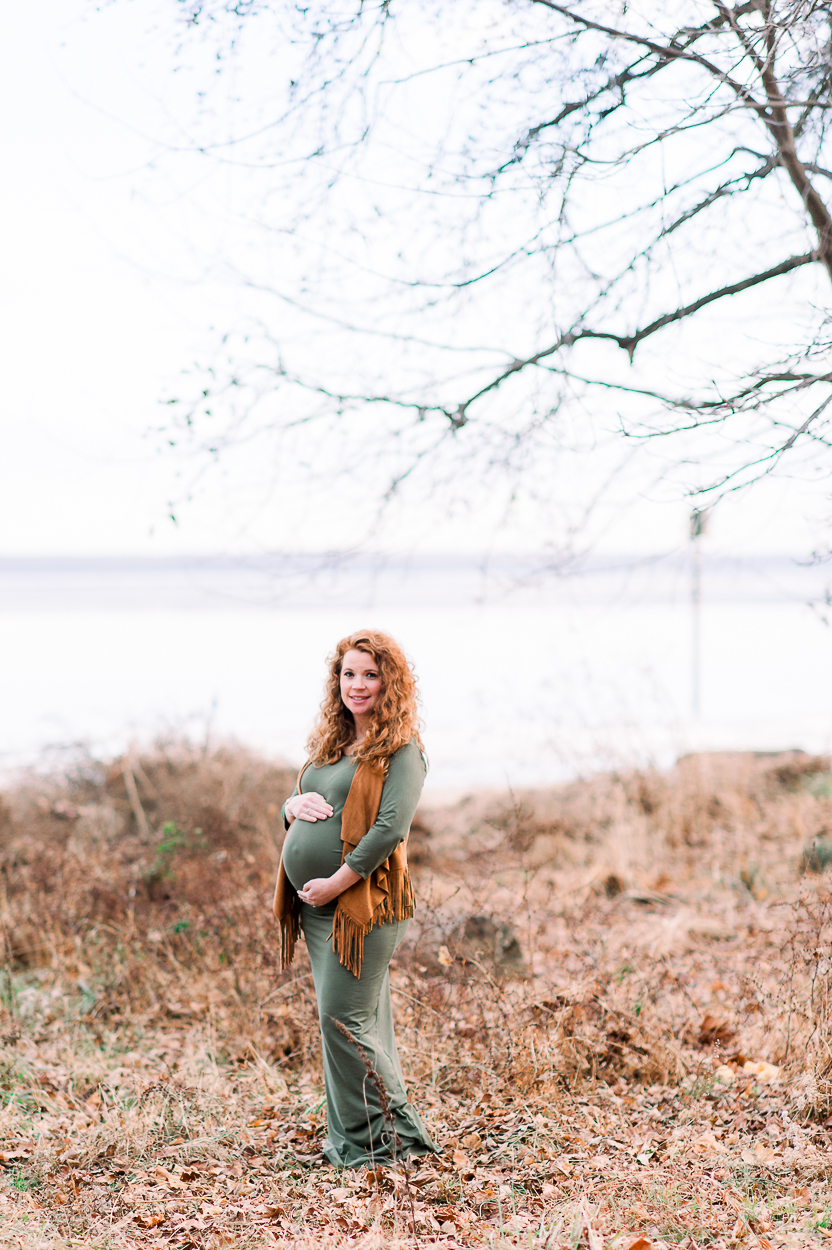 maternity_winterphotos_leesylvania_fredericksburgphotographer_youseephotography_kelly (1).JPG