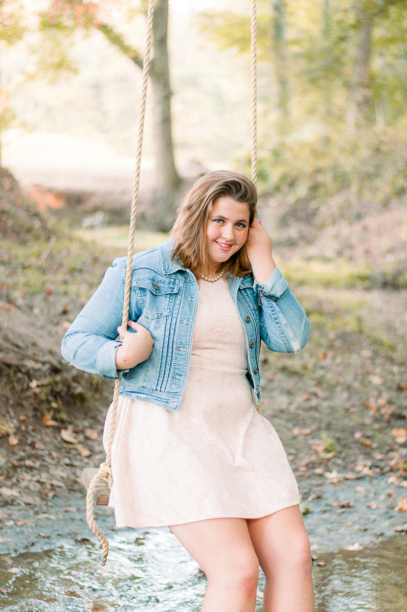 seniorphotos_fall_sunflowers_fredericksburgphotographer_virginia_youseephotography_Jill (26).JPG