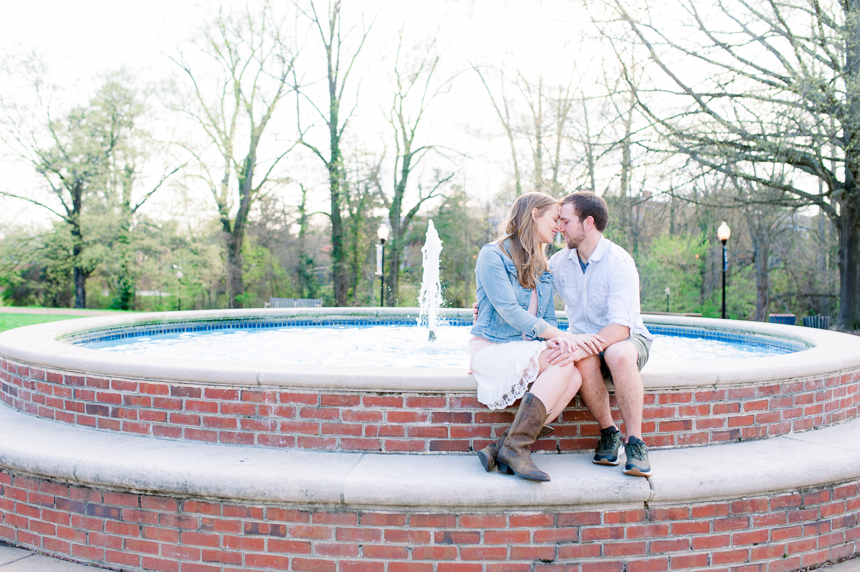 engagement_Spring_UMW_fredericksburg_virginiaweddingphotographer_youseephotography_StephanieThomas (22).JPG