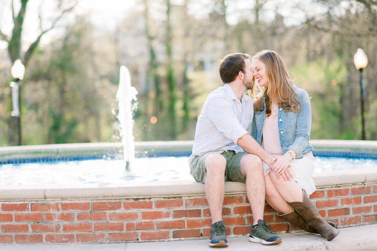 engagement_Spring_UMW_fredericksburg_virginiaweddingphotographer_youseephotography_StephanieThomas (23).JPG