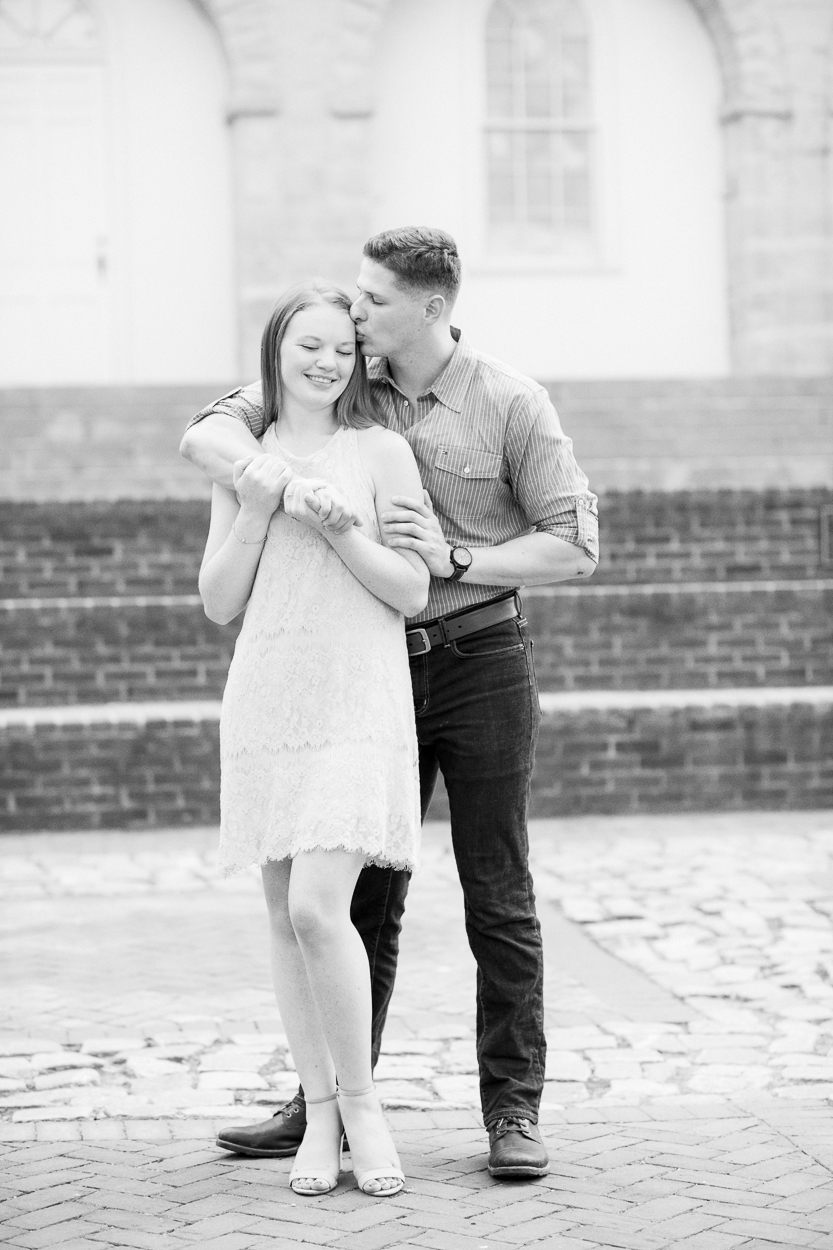 downtown_fredericksburg_engagement_virginiaweddingphotographer_youseephotography_MeghanJohn (15).JPG