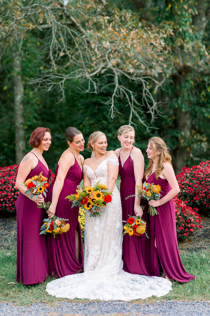 fredericksburgwedding_virginiabride_LandinoBarn_kinggeorge_youseephotography_StephanieThomas (66).jpg