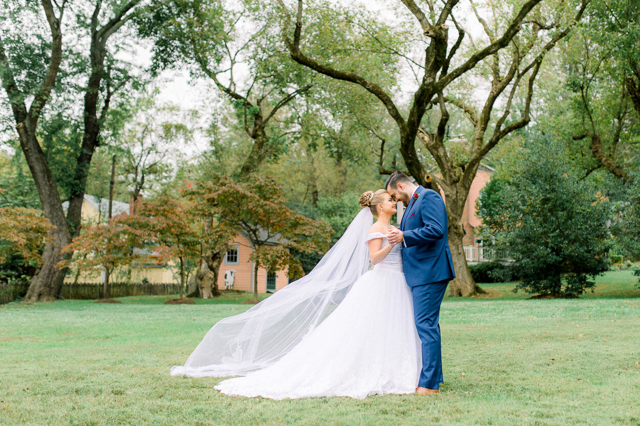 westfieldsgolfclub_virginiabrides_cliftonweddingphotographer_fallwedding_catholicwedding_virginiawedding_MitchSamantha(61).jpg