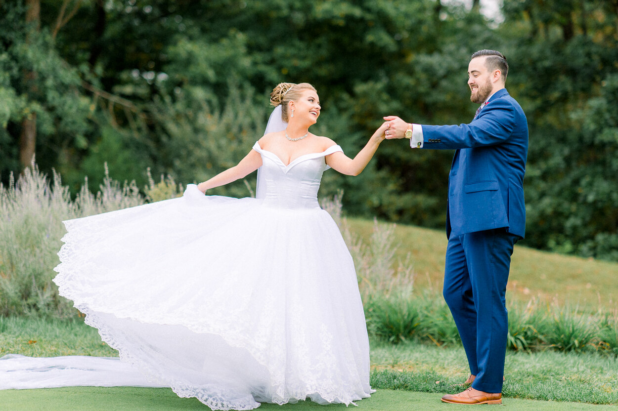 westfieldsgolfclub_virginiabrides_cliftonweddingphotographer_fallwedding_catholicwedding_virginiawedding_MitchSamantha(95).jpg