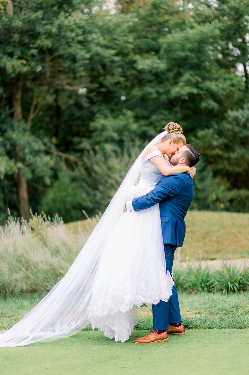 westfieldsgolfclub_virginiabrides_cliftonweddingphotographer_fallwedding_catholicwedding_virginiawedding_MitchSamantha(103).jpg