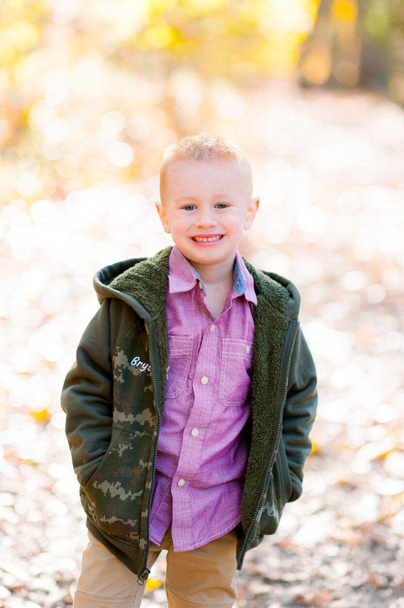 fredericksburgphotographer_familyphotos_fall_youseephotography_AlyciaFamily(2).jpg