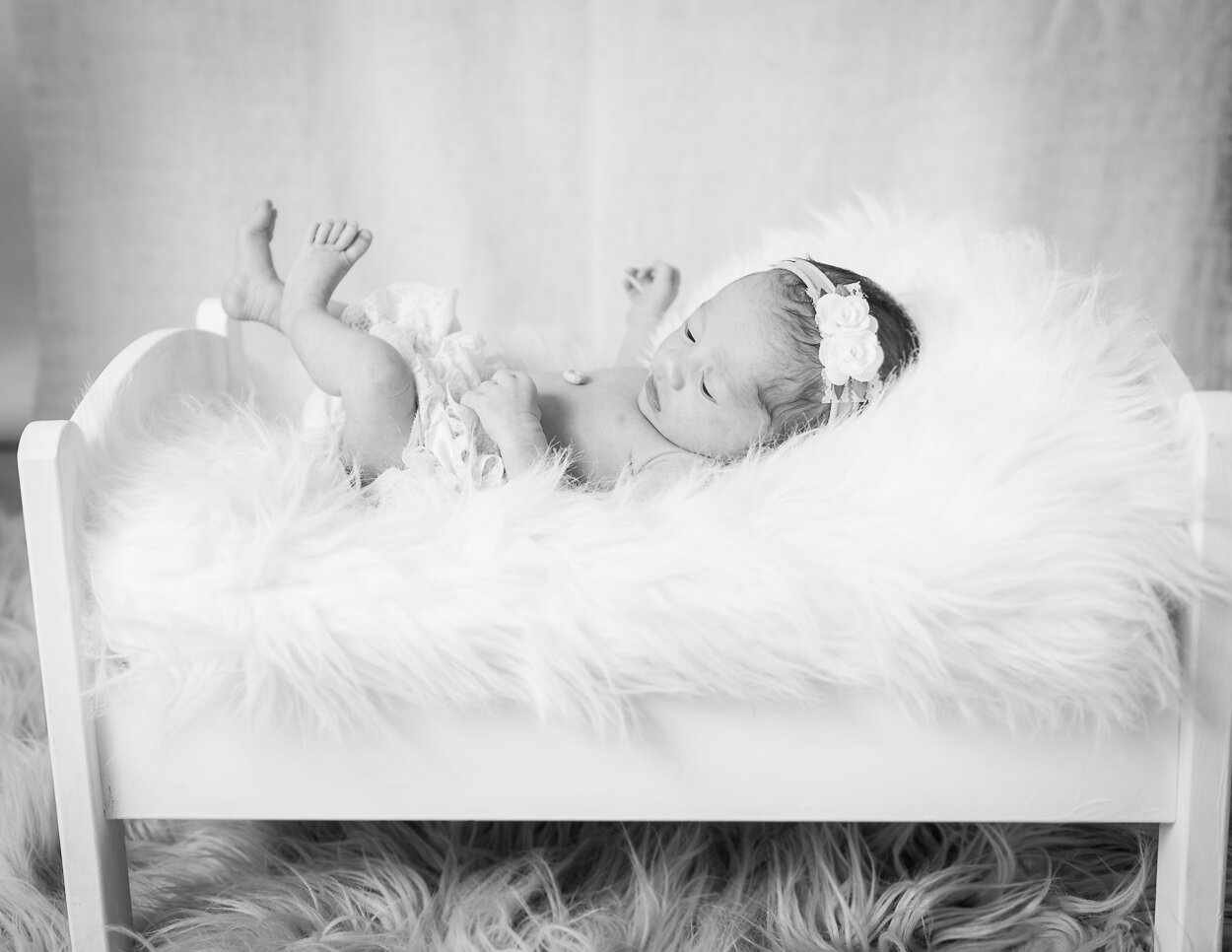 newborn_fredericksburgphotographer_woodbridgephotographer_youseephotography_babyClementine (10).jpg