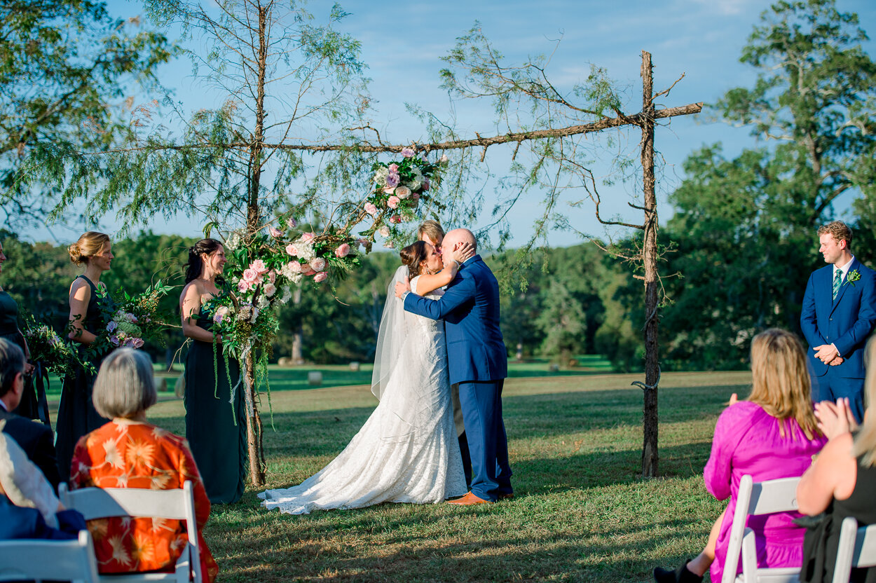 fredericksburgwedding_Fallwedding_virginiabride_santeefarm_youseephotography_MagnoliaAlex (39).jpg