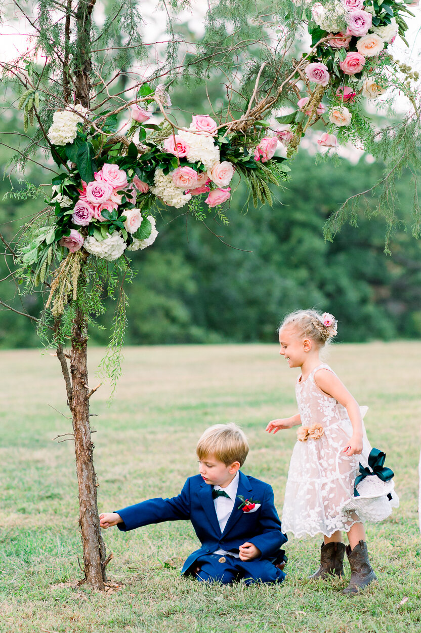 fredericksburgwedding_Fallwedding_virginiabride_santeefarm_youseephotography_MagnoliaAlex (60).jpg