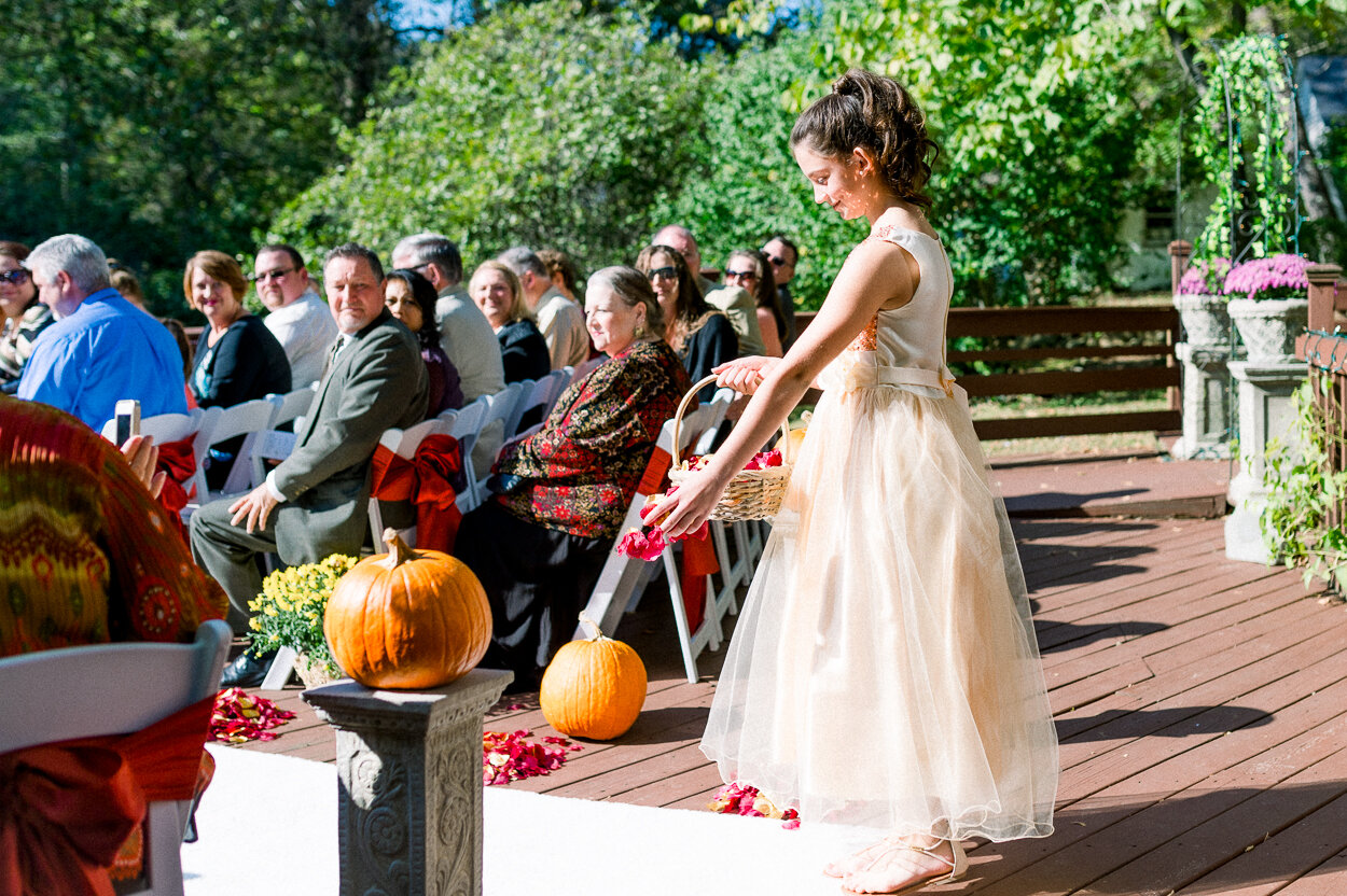 StanardsvilleWedding_FalWedding_GoldenHorseshoe_LurayWedding_youseephotography105.jpg