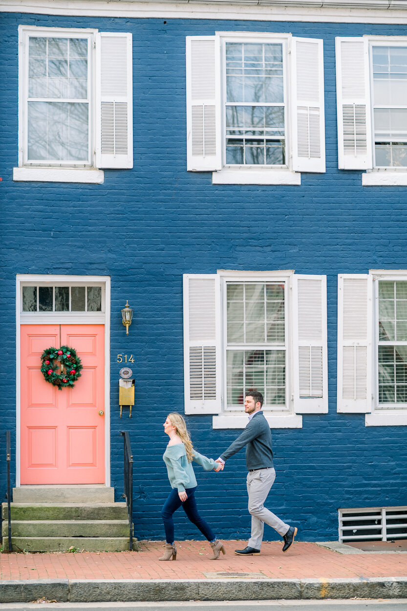 downtownFredericksburg_fredericksburgphotographer_engagementsession_youseephotography_TaylorDavid12.jpg