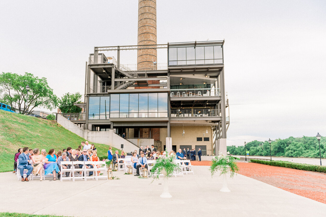 boathouseRockettsLanding_downtownRichmondWedding_youseephotography_BrynneDylan1.jpg