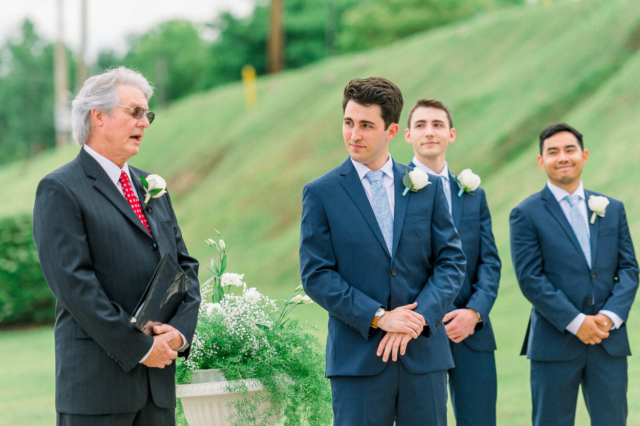 boathouseRockettsLanding_downtownRichmondWedding_youseephotography_BrynneDylan75.jpg