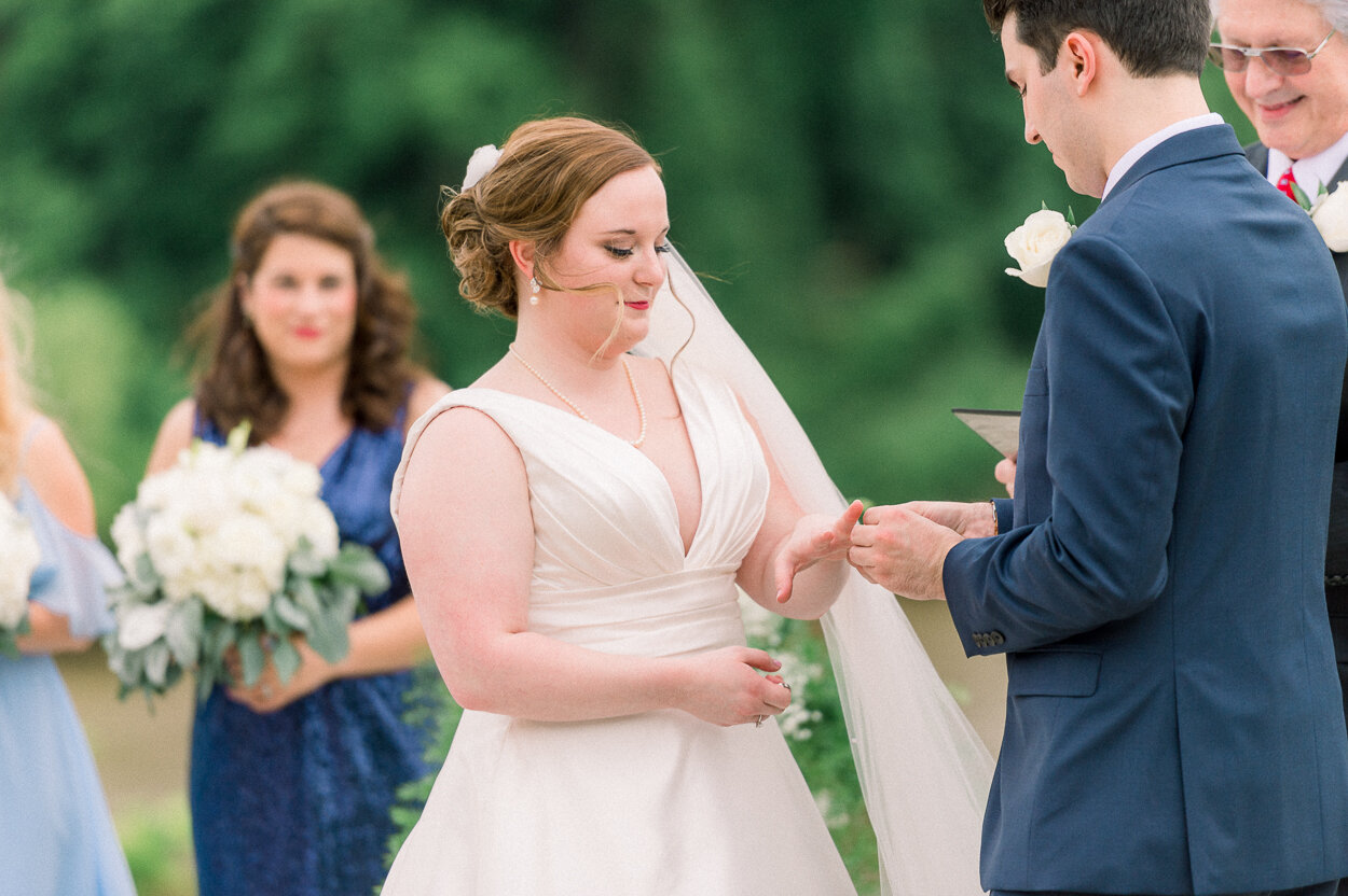 boathouseRockettsLanding_downtownRichmondWedding_youseephotography_BrynneDylan96.jpg