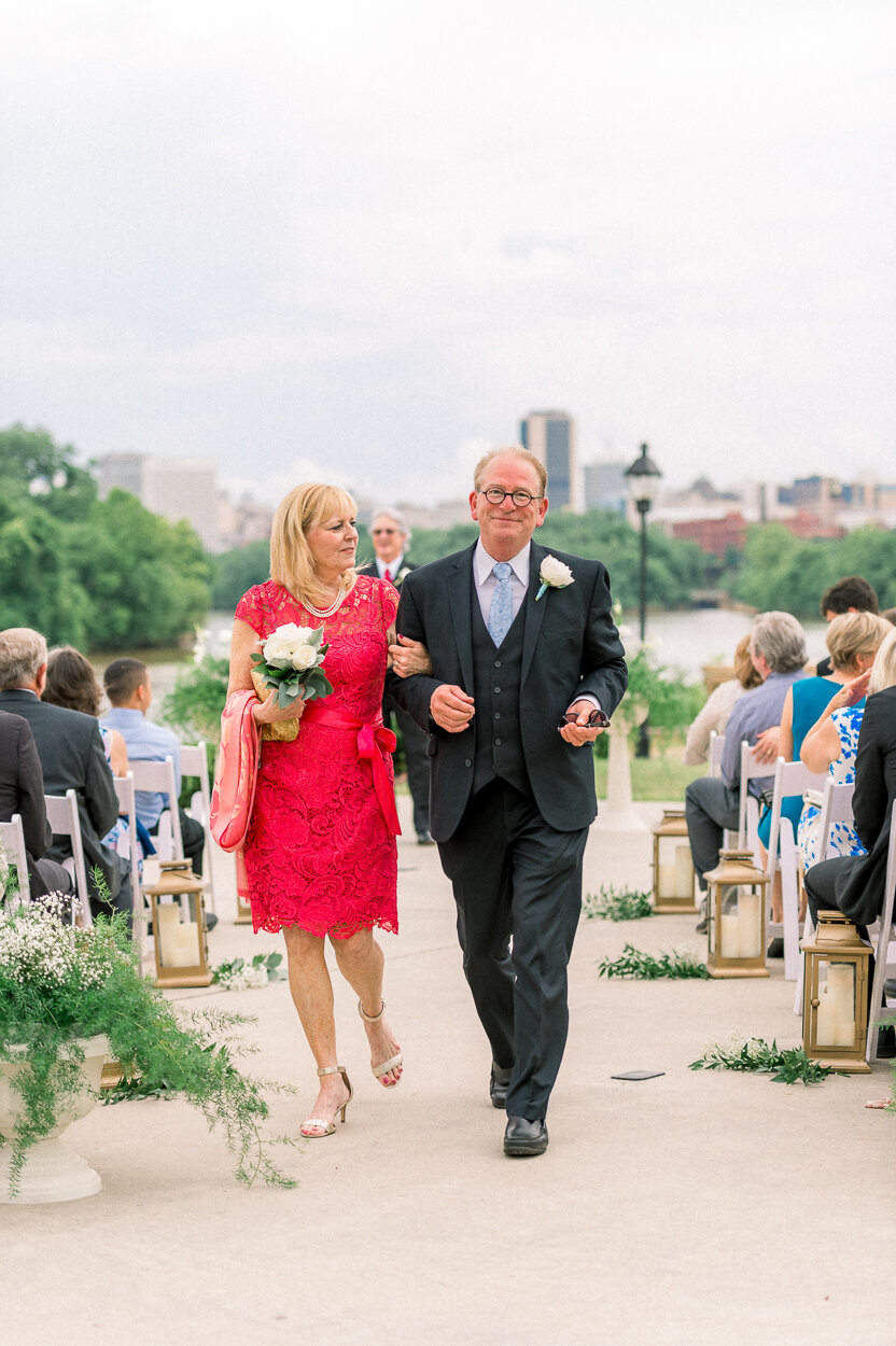 boathouseRockettsLanding_downtownRichmondWedding_youseephotography_BrynneDylan112.jpg