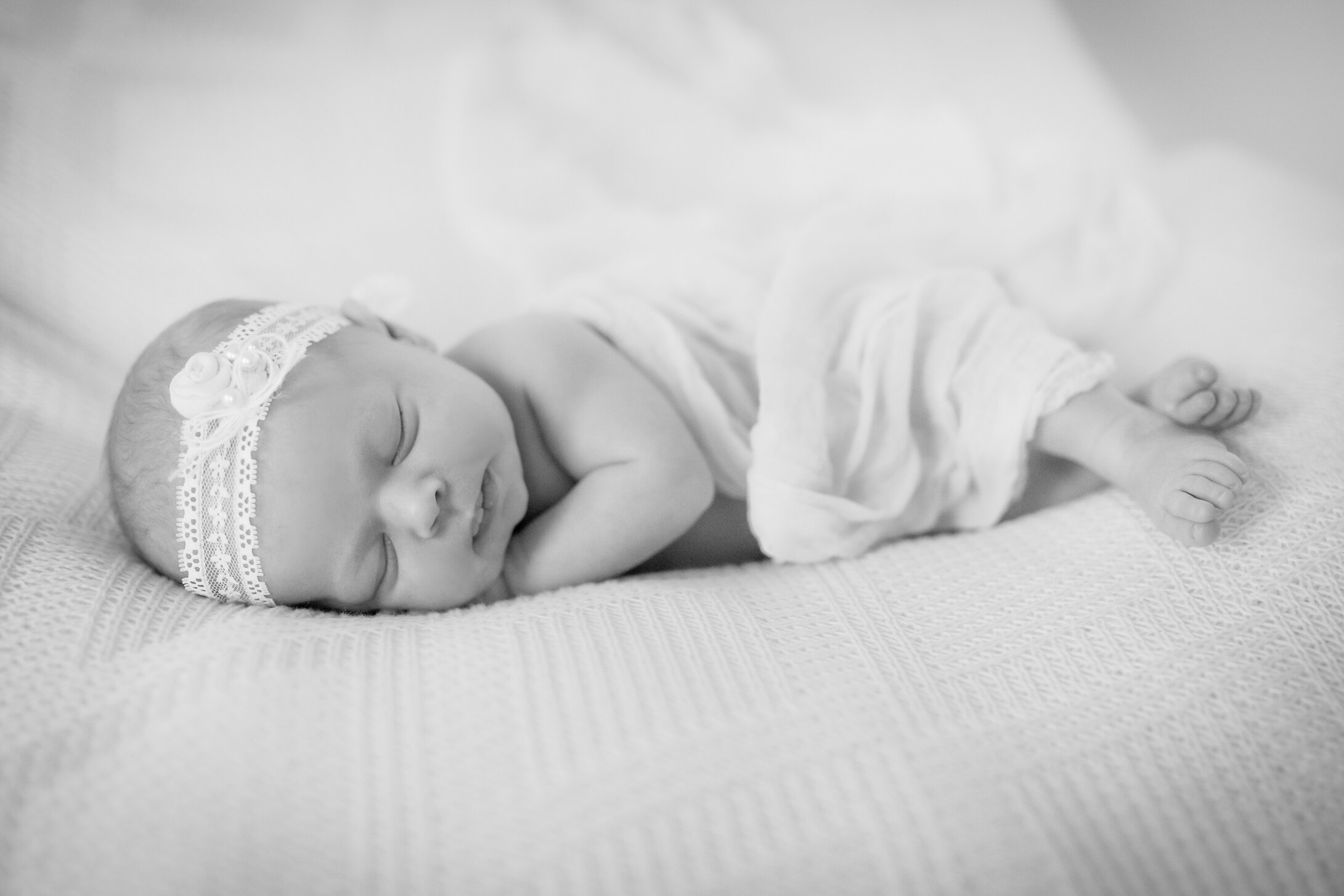 newborn_fredericksburgphotographer_youseephotography_babyC36.jpg