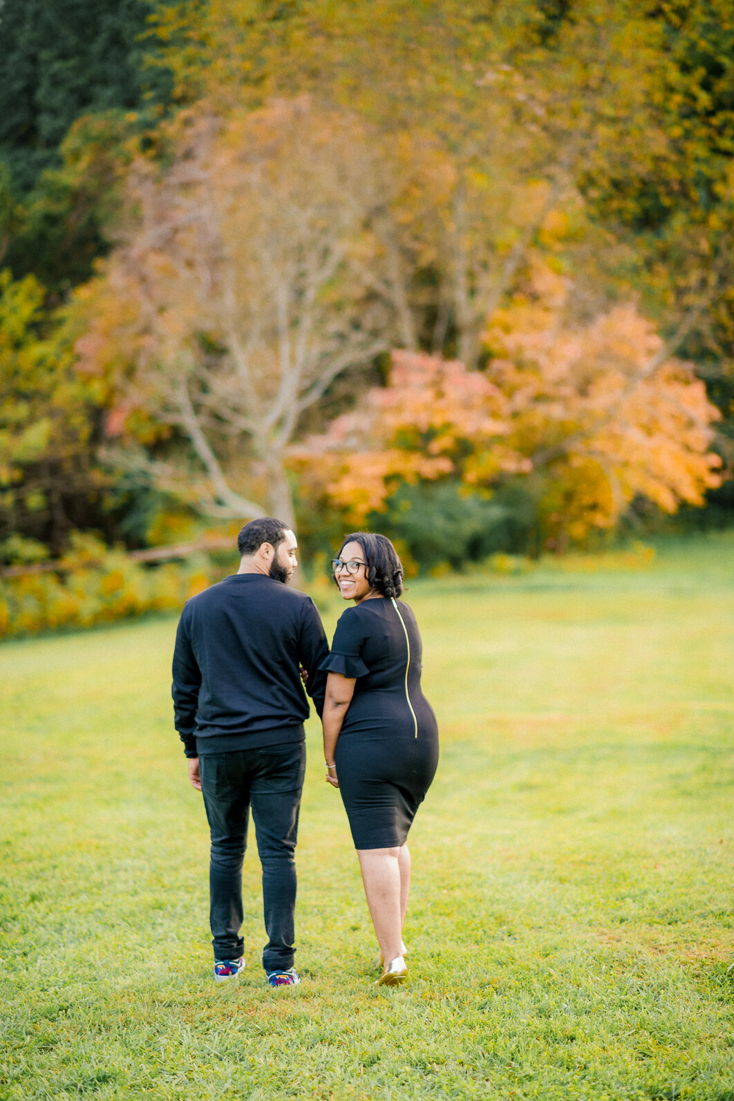 Engagement_Fall_FredericksburgPhotographer_EstateWhiteHall_youseephotography_WhitleyJames_pic22.jpg