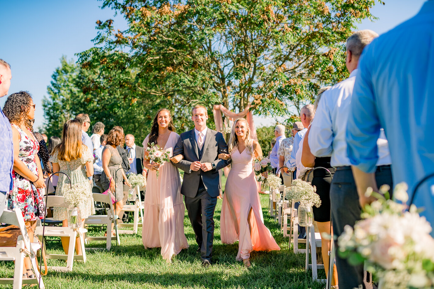 GlasgowFarm_Fredericksburg_BarnWedding_youseephotography_LeeannaNick_pic91.jpg