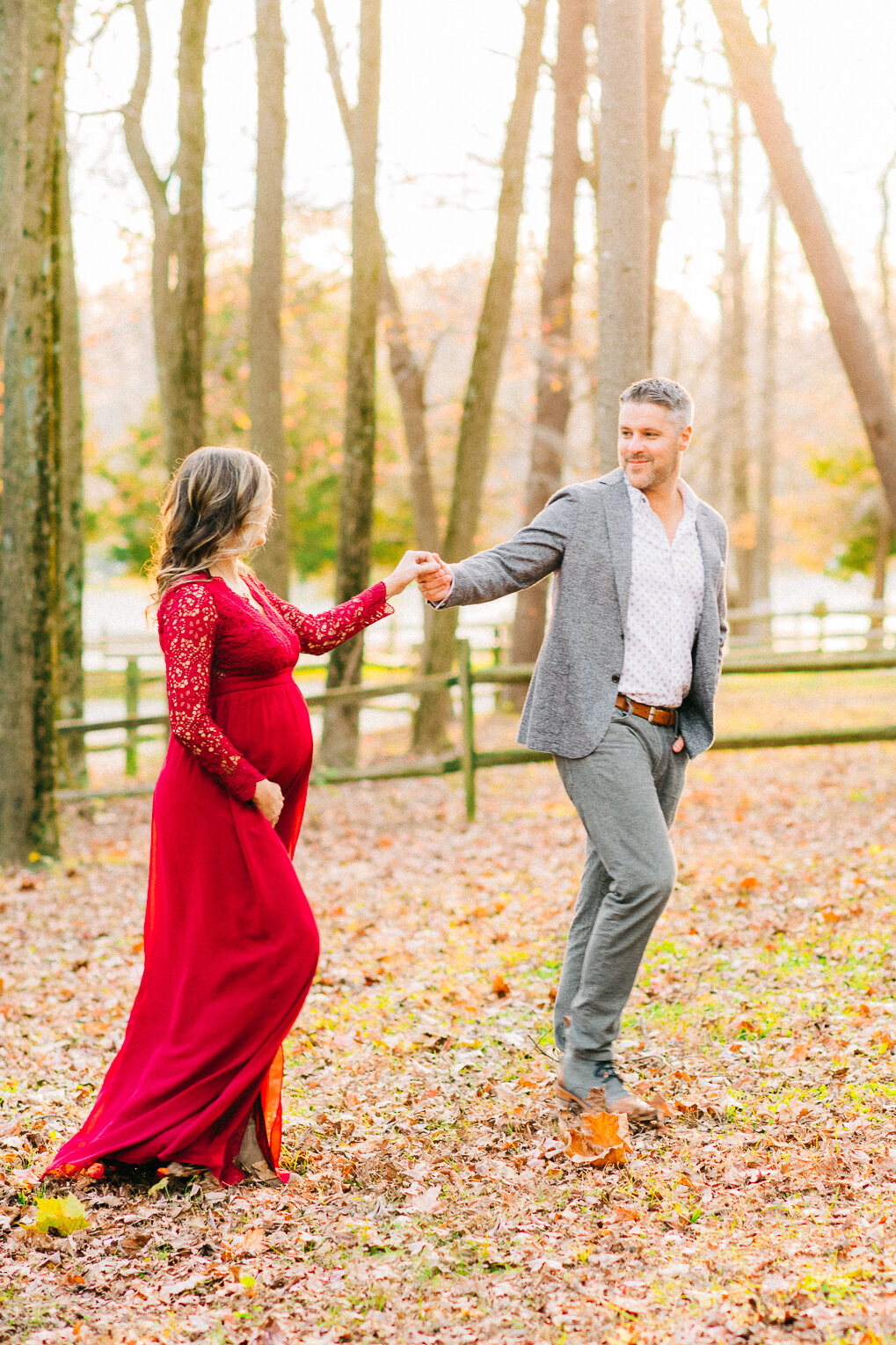 maternity_northernvirginia_fredericksburg_woodbridge_Fall_youseephotography_AlexisChris_pic30.jpg