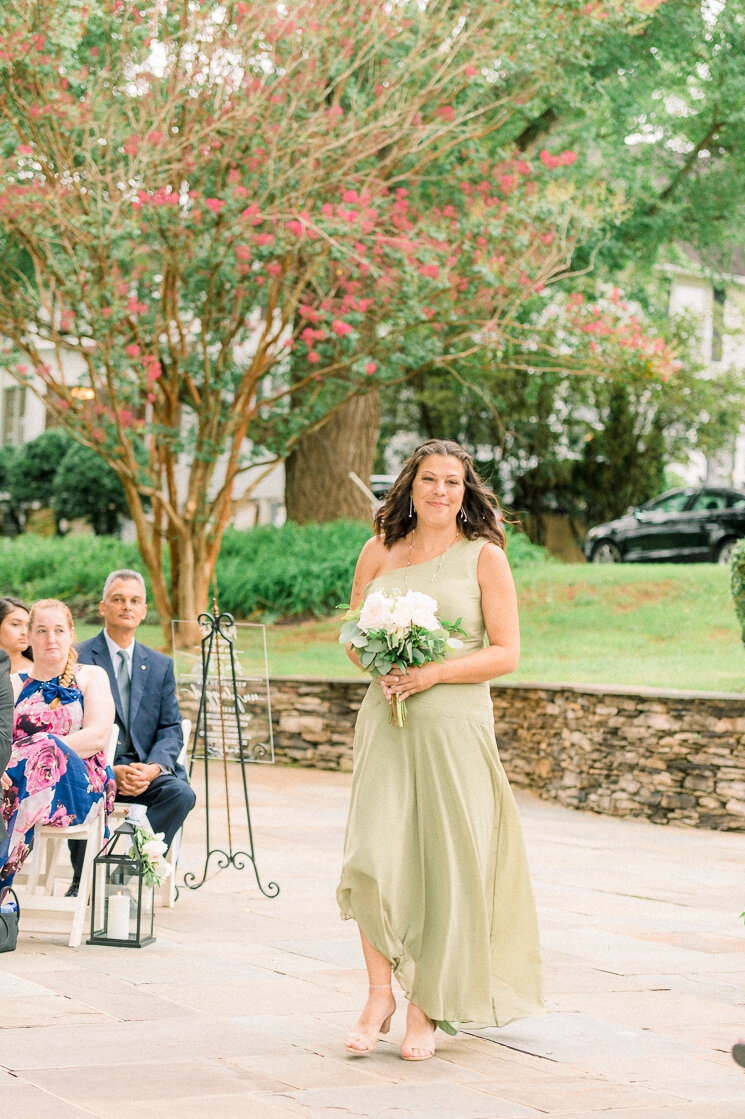 blackhorseInn_warrentonwedding_youseephotography_TaylorDavid_pic104.jpg