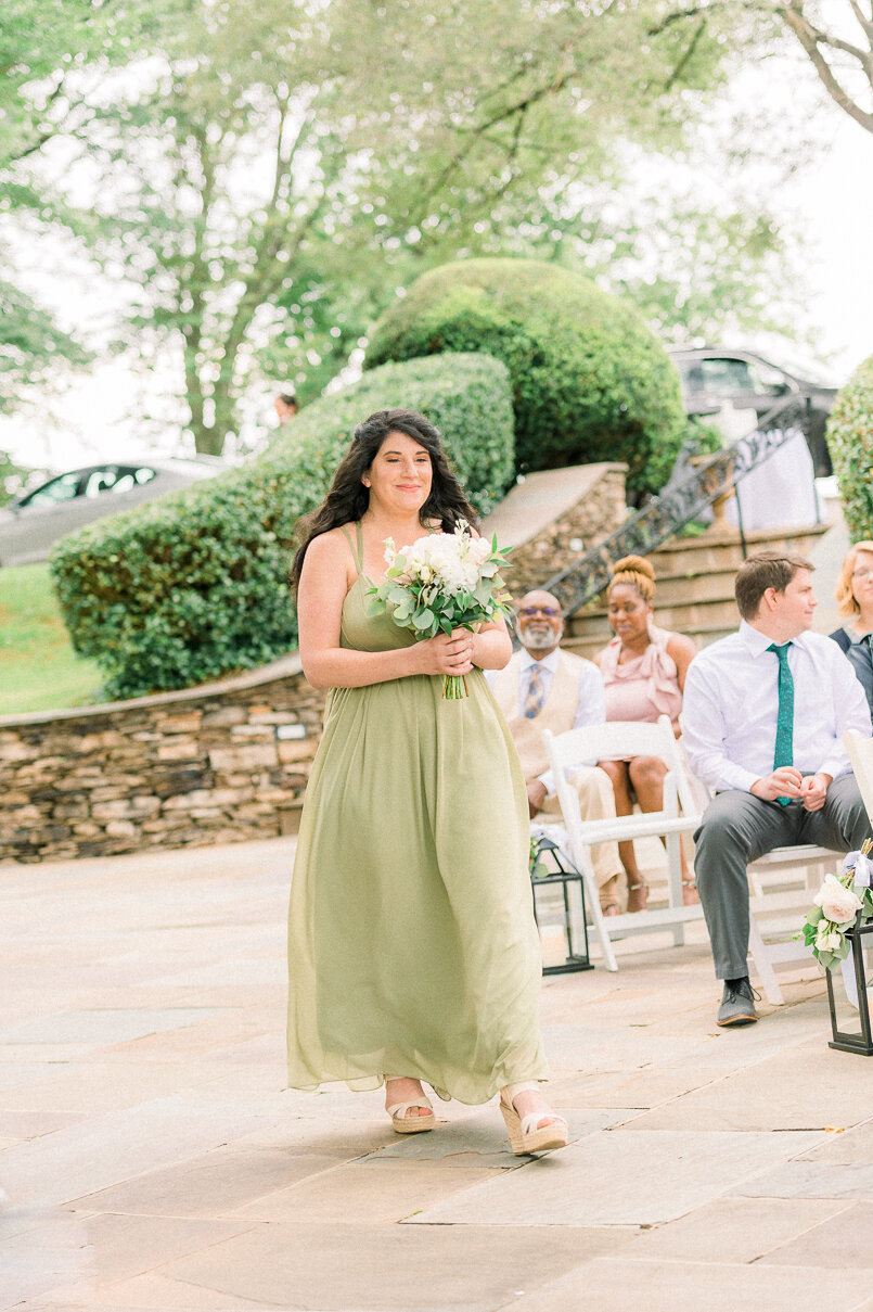 blackhorseInn_warrentonwedding_youseephotography_TaylorDavid_pic108.jpg