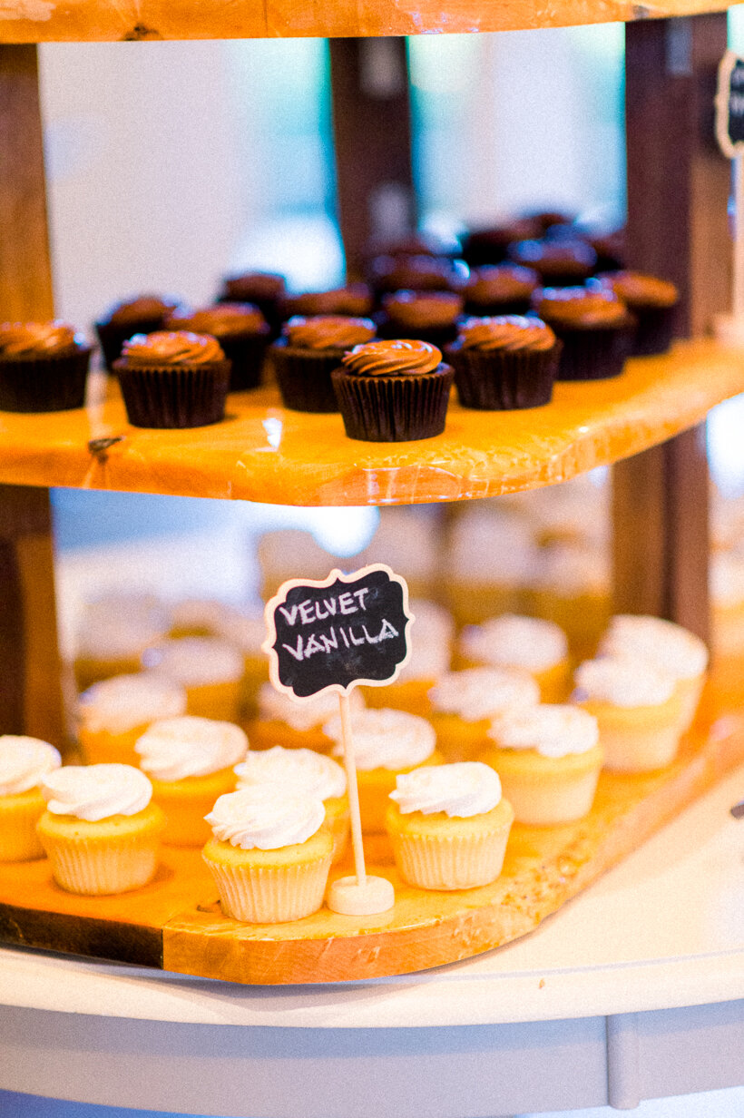 blackhorseInn_warrentonwedding_youseephotography_TaylorDavid_pic248.jpg