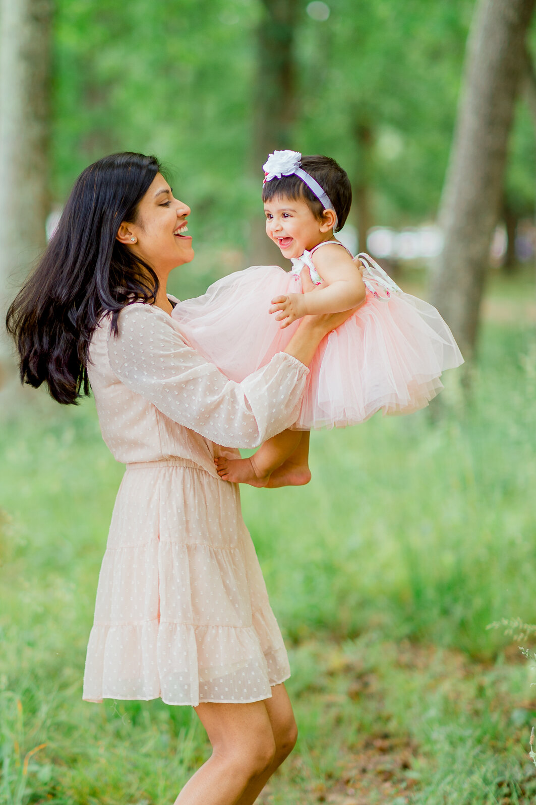 familysession_cakesmash_firstbirthday_fredericksburgphotographer_youseephotography_babySia_pic7.jpg