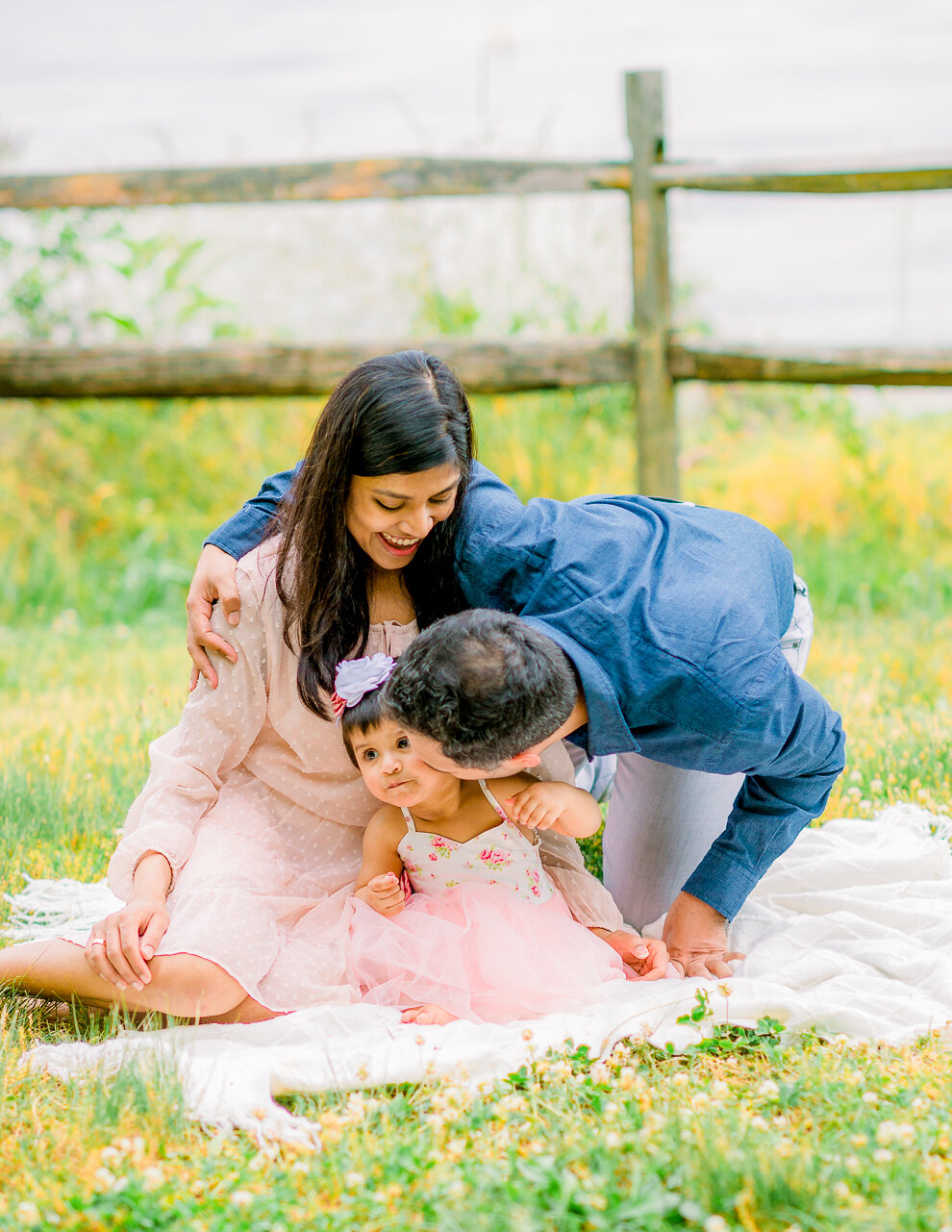 familysession_cakesmash_firstbirthday_fredericksburgphotographer_youseephotography_babySia_pic24.jpg