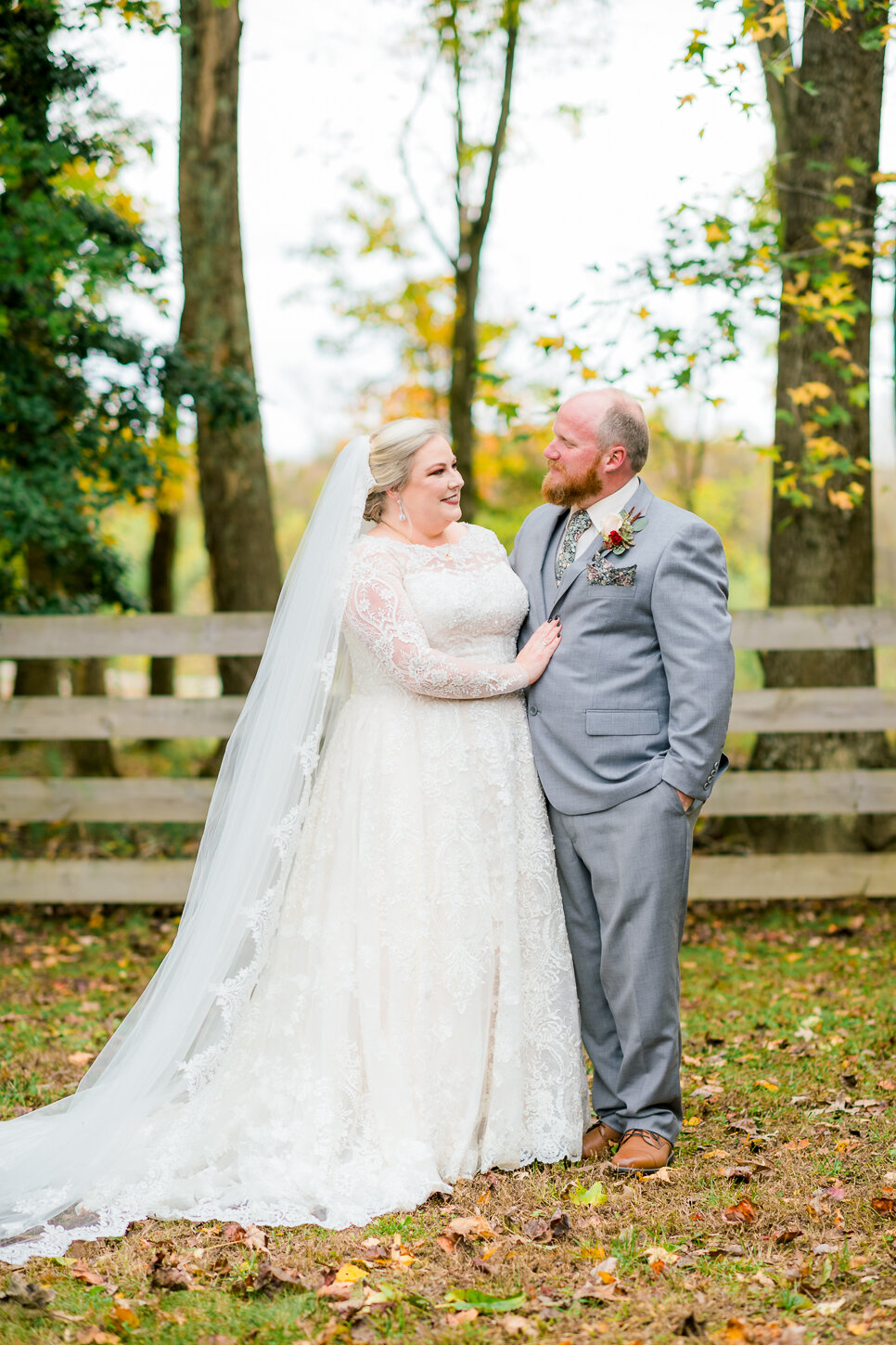 SevenSprings_VirginiaWedding_Fall_Halloween_youseephotography_RachelEric_pic46.jpg