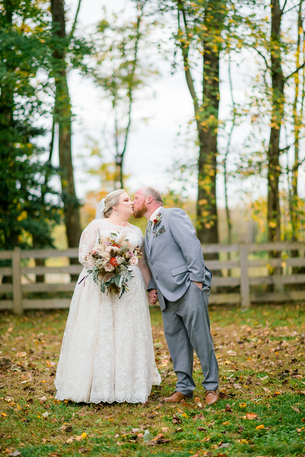 SevenSprings_VirginiaWedding_Fall_Halloween_youseephotography_RachelEric_pic55.jpg