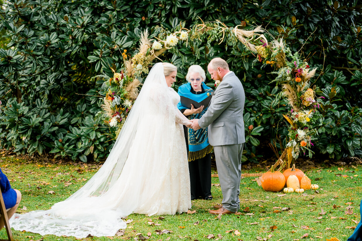 SevenSprings_VirginiaWedding_Fall_Halloween_youseephotography_RachelEric_pic68.jpg