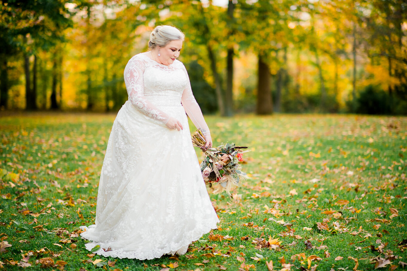 SevenSprings_VirginiaWedding_Fall_Halloween_youseephotography_RachelEric_pic122.jpg