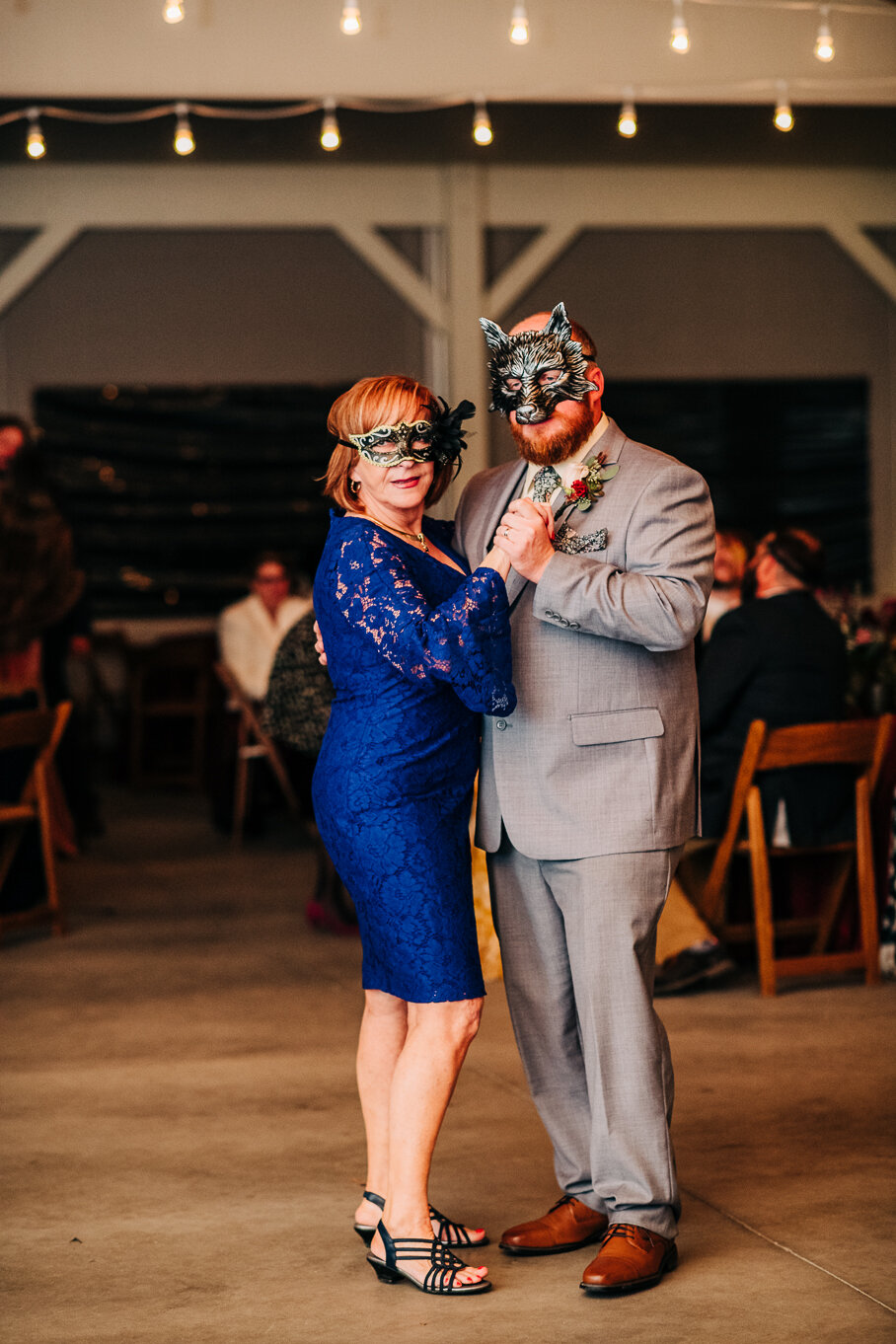 SevenSprings_VirginiaWedding_Fall_Halloween_youseephotography_RachelEric_pic154.jpg