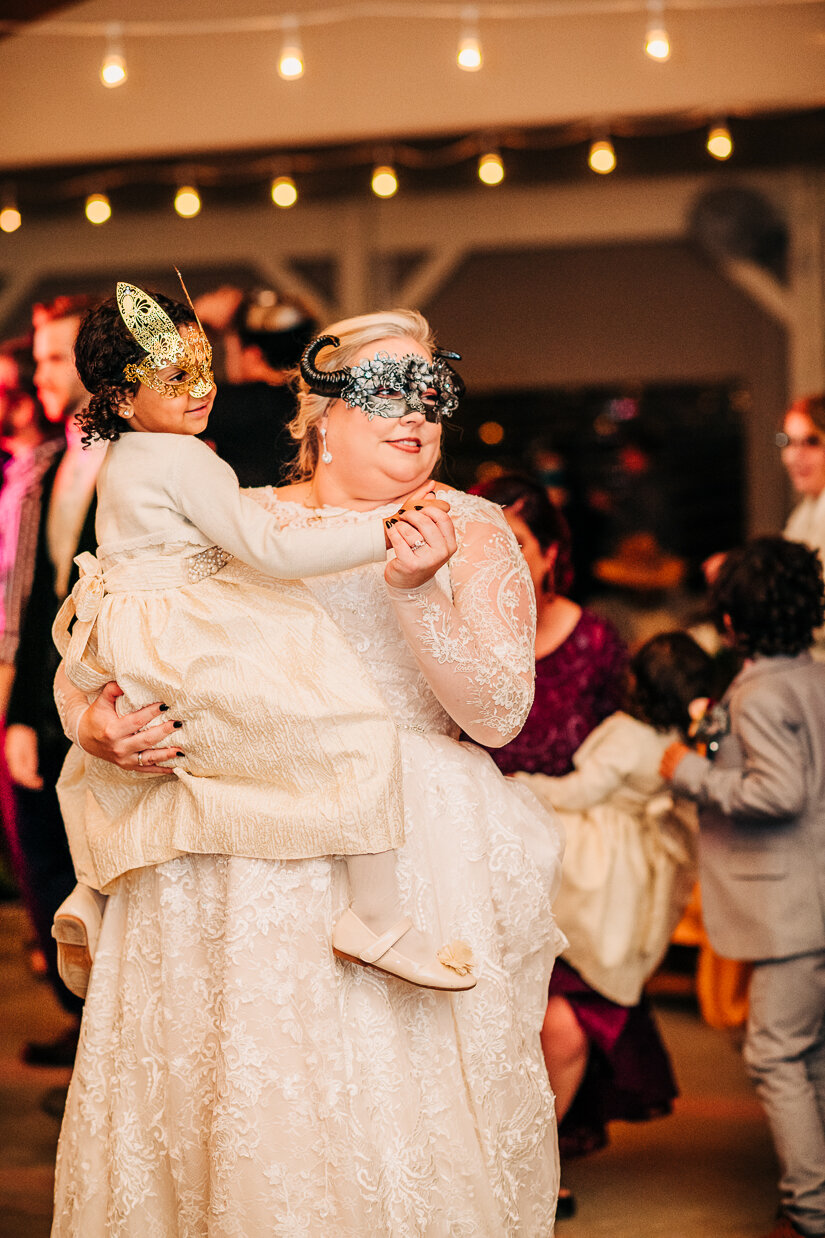 SevenSprings_VirginiaWedding_Fall_Halloween_youseephotography_RachelEric_pic155.jpg