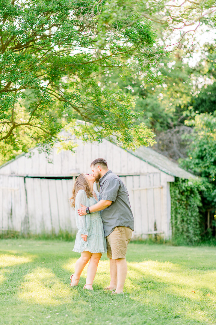 engagement_spring_southernmaryland_GreenwellStatePark_fredericksburgweddingphotographer_youseephotography_NatalieSam_pic49.jpg