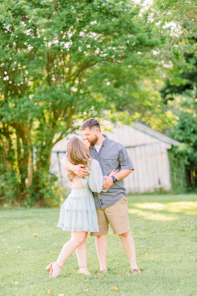 engagement_spring_southernmaryland_GreenwellStatePark_fredericksburgweddingphotographer_youseephotography_NatalieSam_pic53.jpg