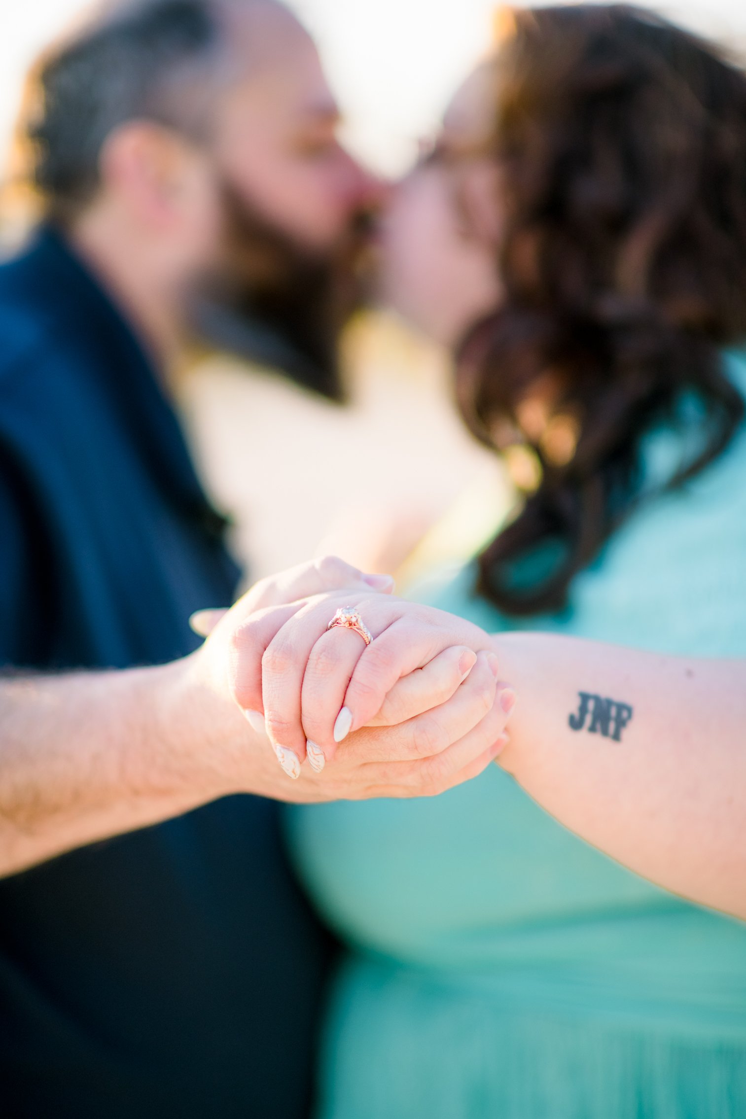 engagement_LakeAnna_fredericksburgweddingphotographer_youseephotography_LyndseyRoy_blog_pic2.jpg