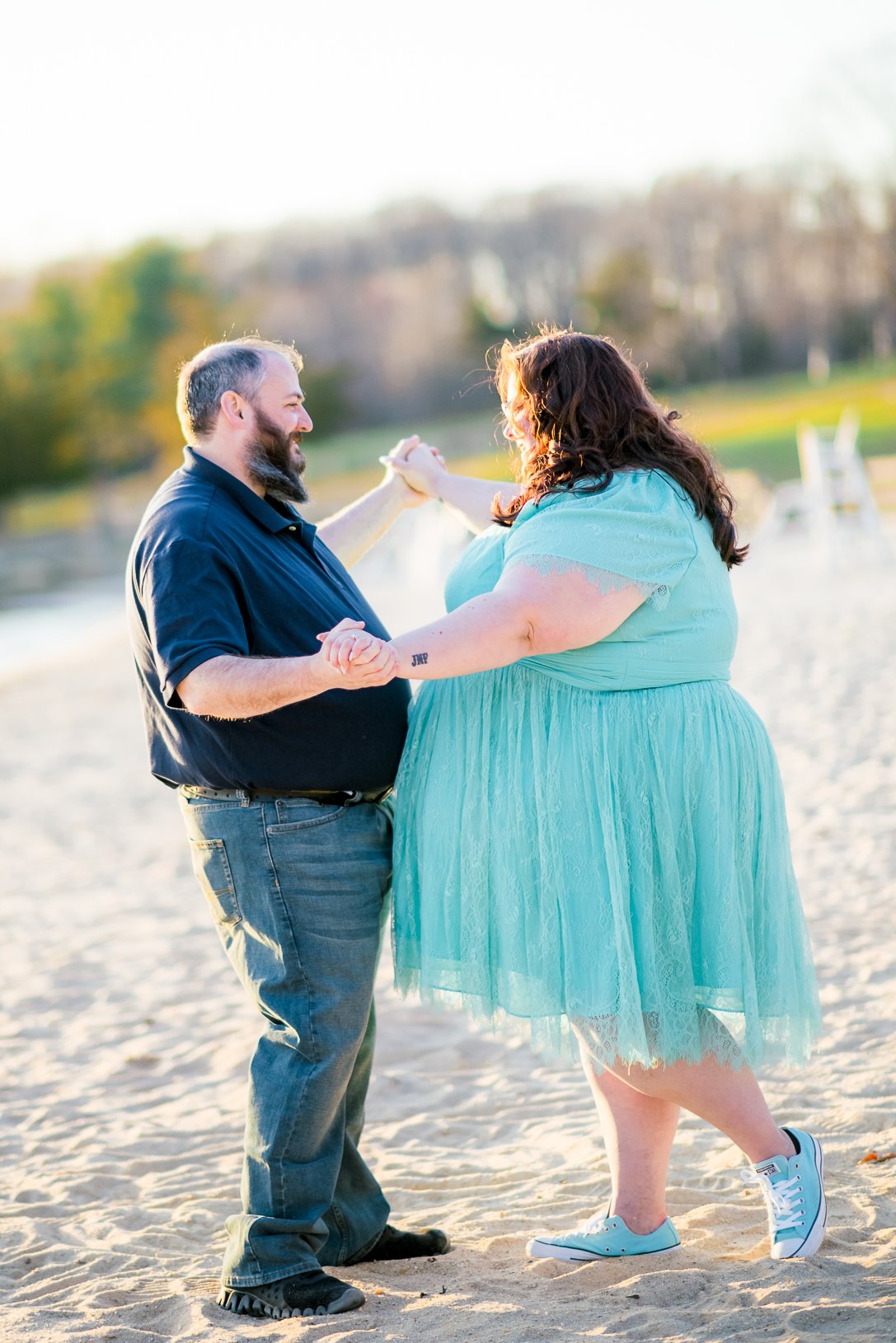 engagement_LakeAnna_fredericksburgweddingphotographer_youseephotography_LyndseyRoy_blog_pic5.jpg