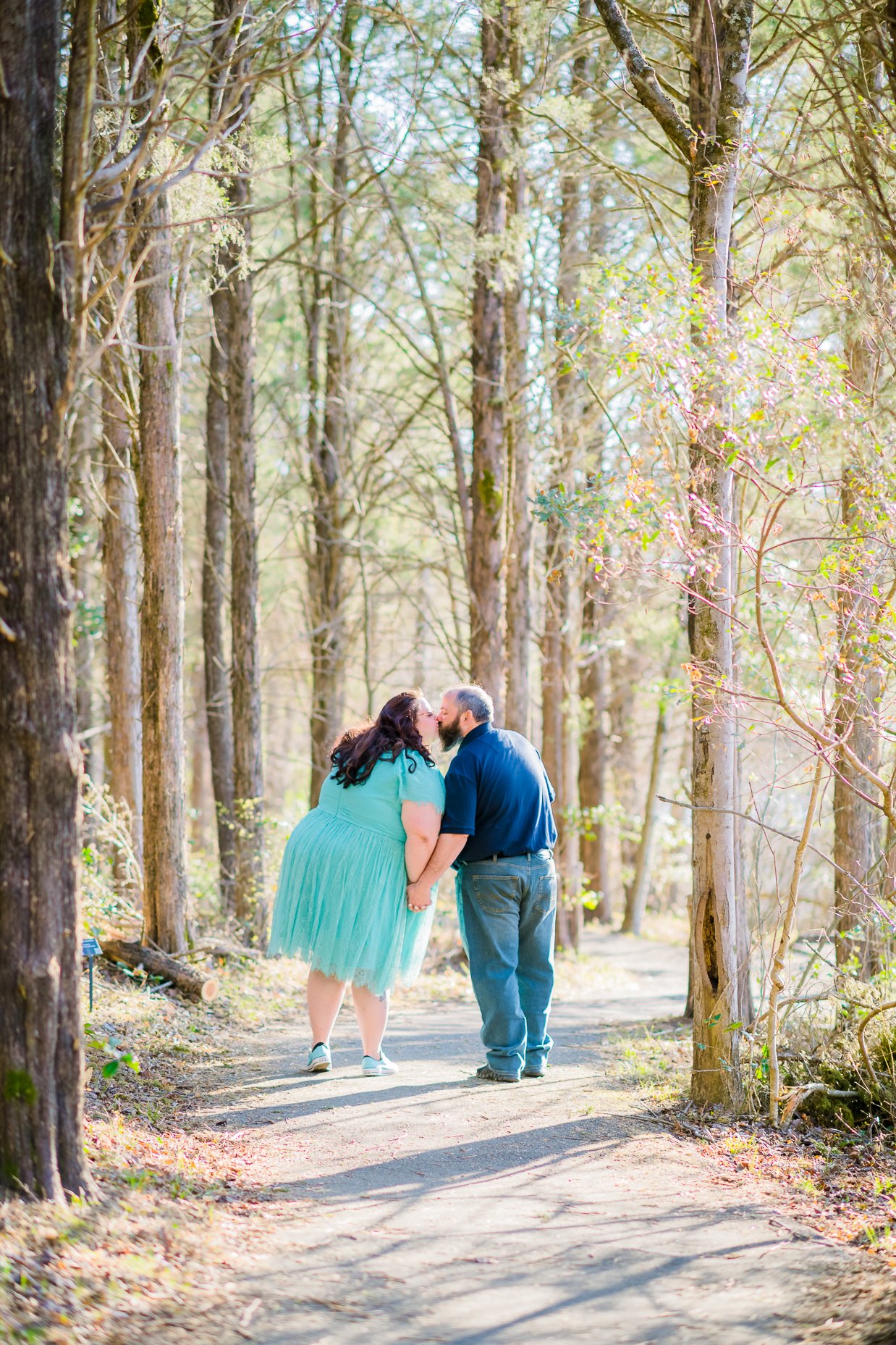 engagement_LakeAnna_fredericksburgweddingphotographer_youseephotography_LyndseyRoy_blog_pic9.jpg