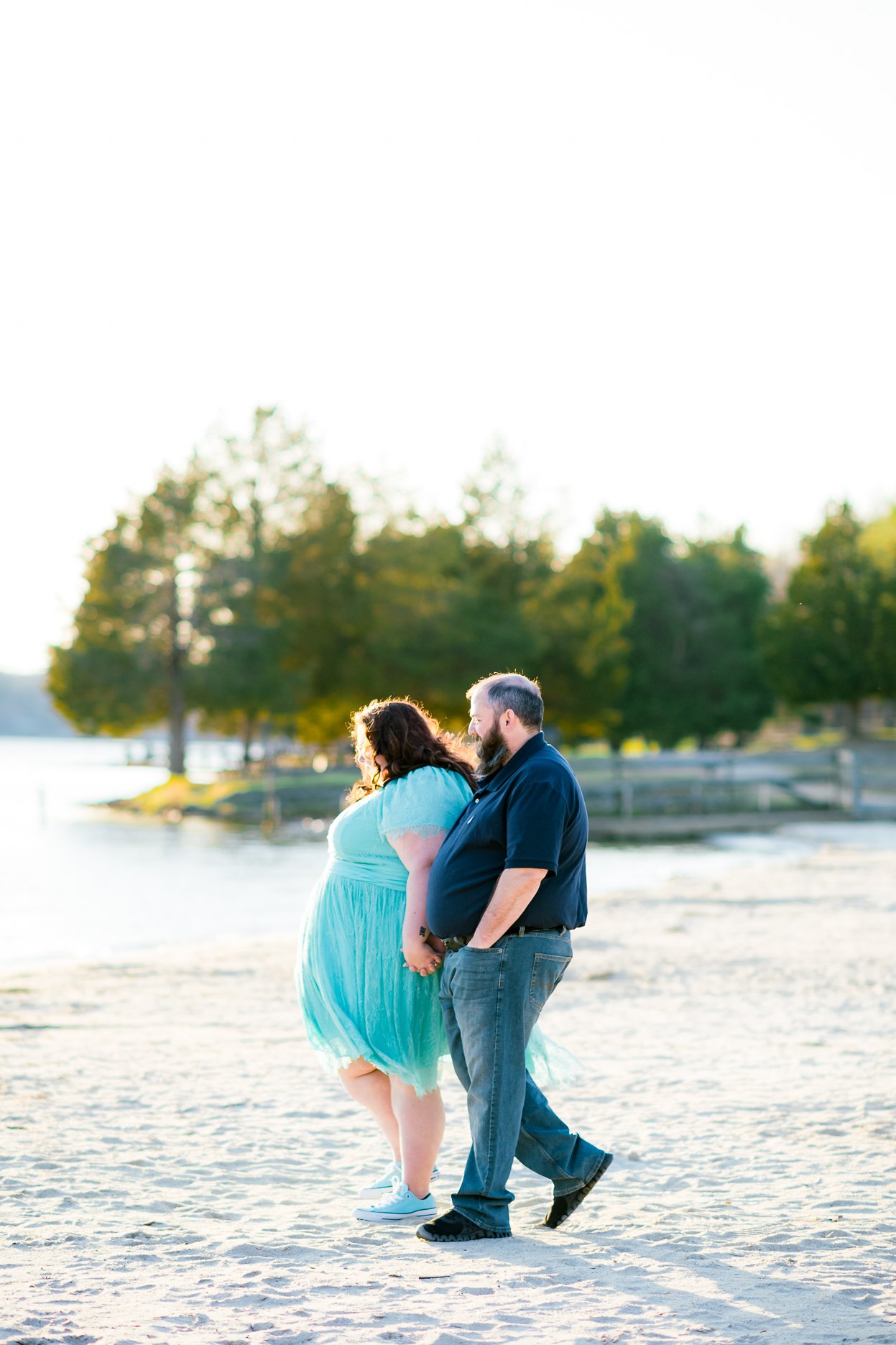 engagement_LakeAnna_fredericksburgweddingphotographer_youseephotography_LyndseyRoy_blog_pic14.jpg