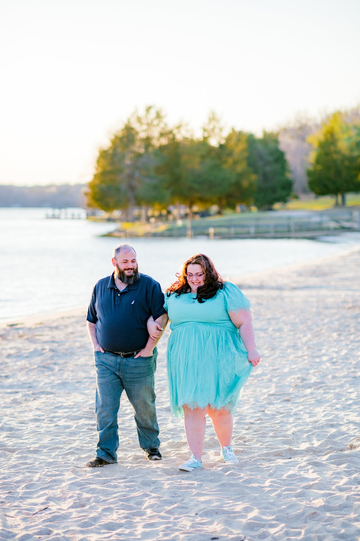 engagement_LakeAnna_fredericksburgweddingphotographer_youseephotography_LyndseyRoy_blog_pic49.jpg