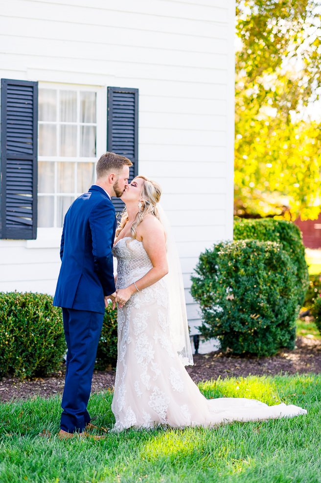 BarnsOfKanak_RichmondWedding_FallWedding_VirginiaBride_youseephotography_TraylorPobiak_pic17.jpg