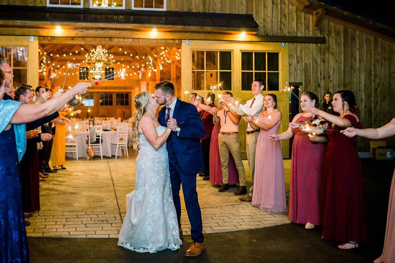 BarnsOfKanak_RichmondWedding_FallWedding_VirginiaBride_youseephotography_TraylorPobiak_pic357.jpg